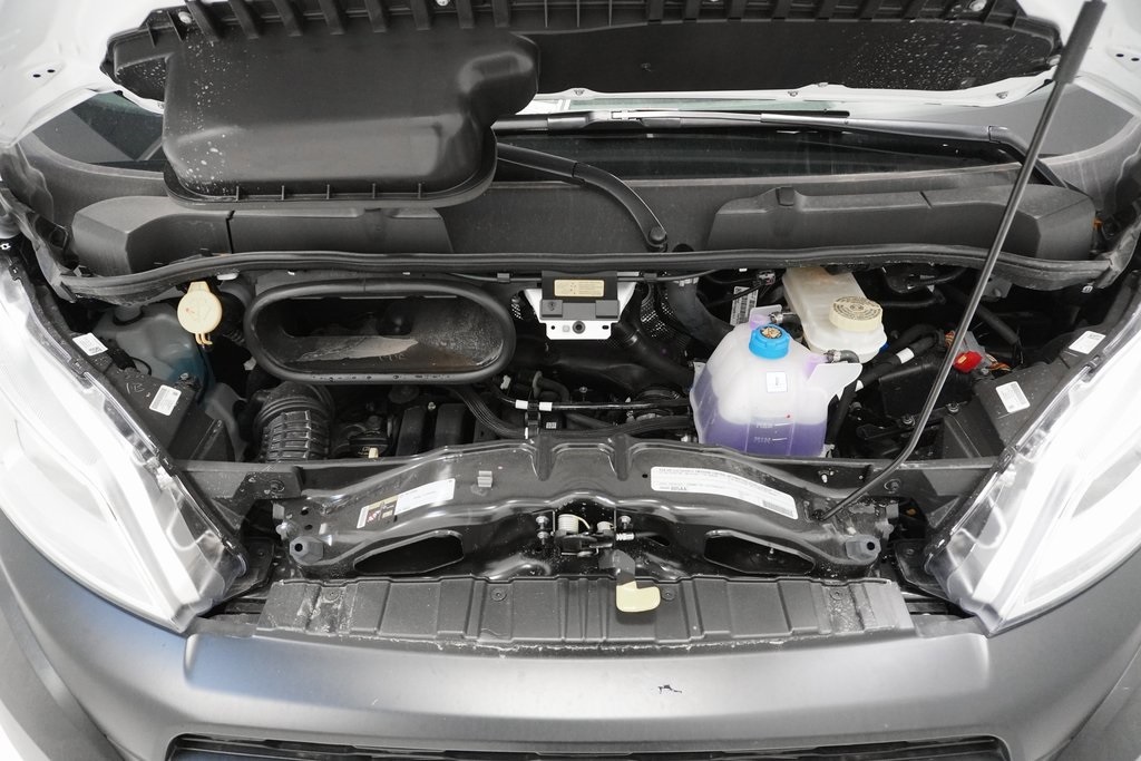Vehicle image 8 of 24