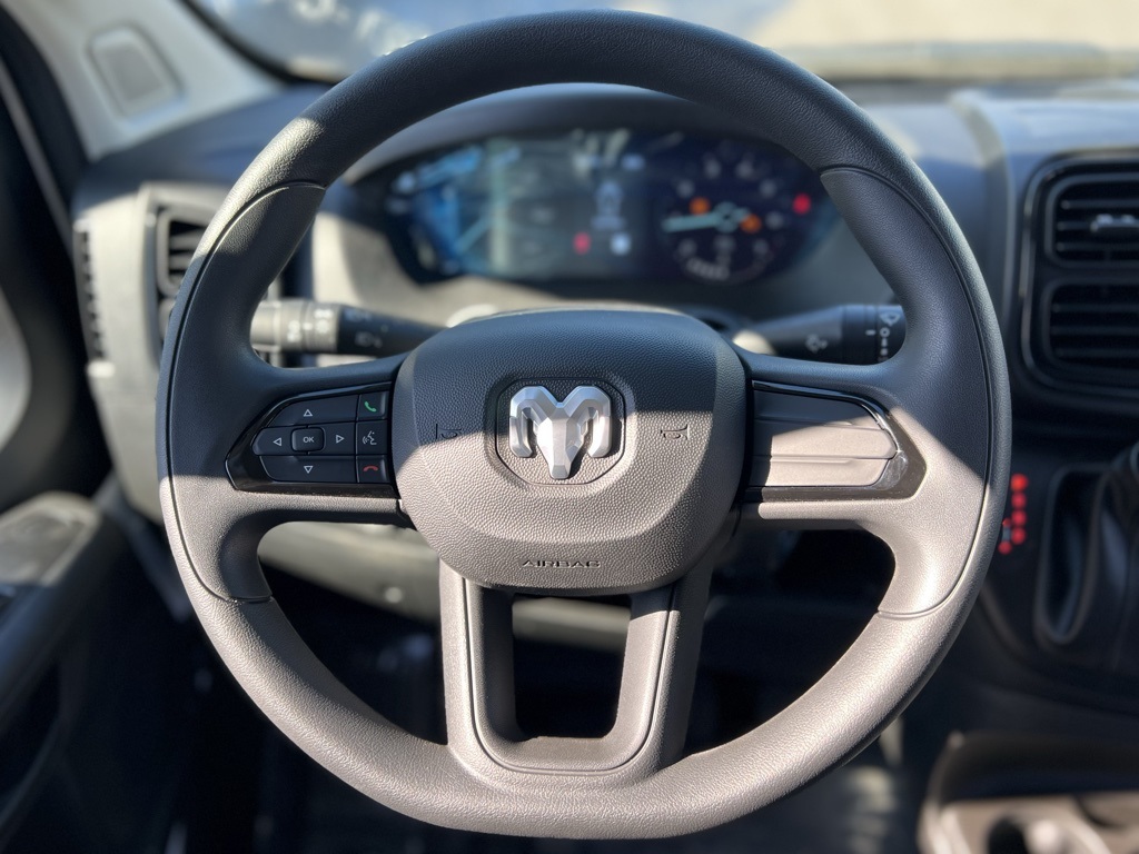 Vehicle image 24 of 26