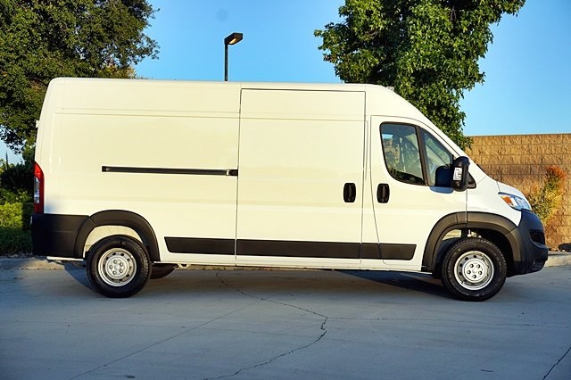Vehicle image 6 of 45