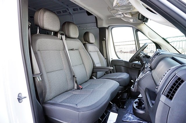 Vehicle image 15 of 45