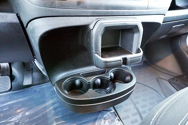 Vehicle image 40 of 45