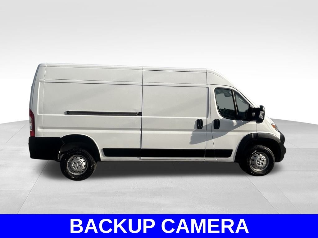 Vehicle image 7 of 40