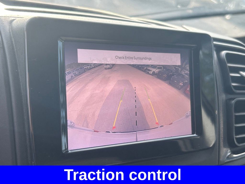 Vehicle image 12 of 40