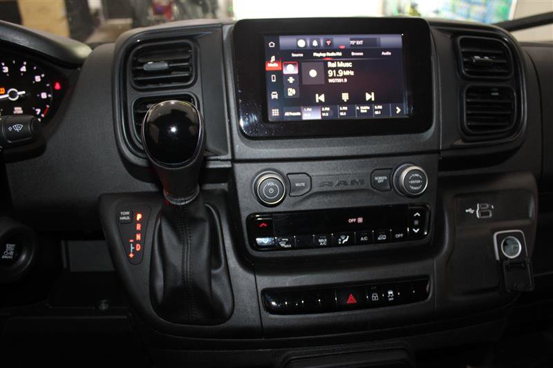 Vehicle image 35 of 56