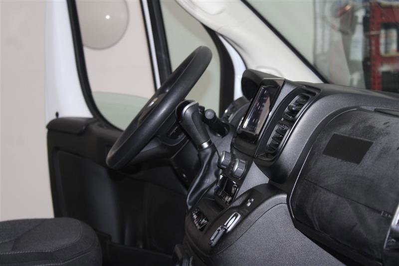 Vehicle image 26 of 56
