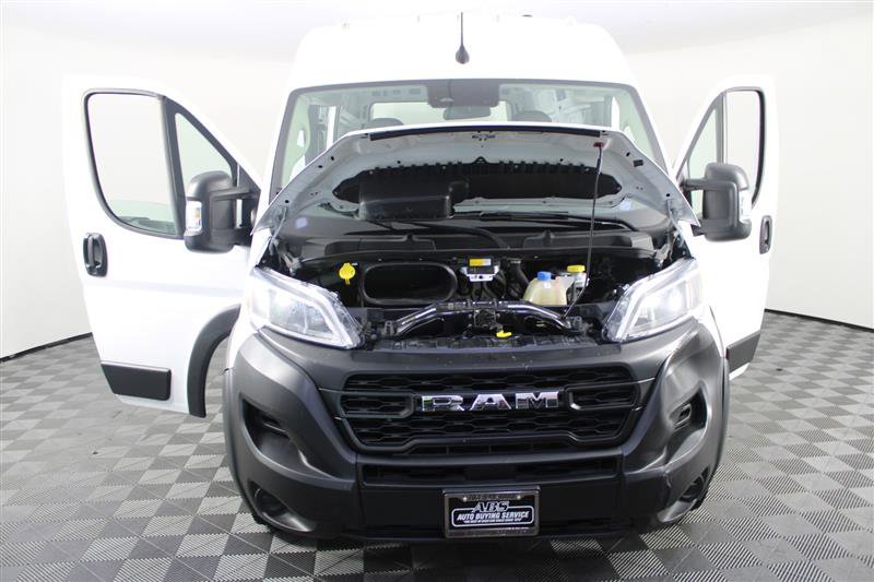 Vehicle image 6 of 56