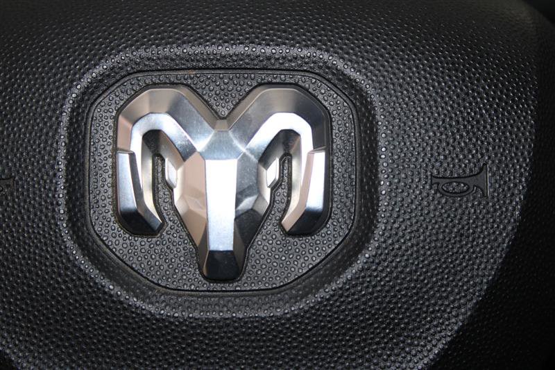 Vehicle image 40 of 56
