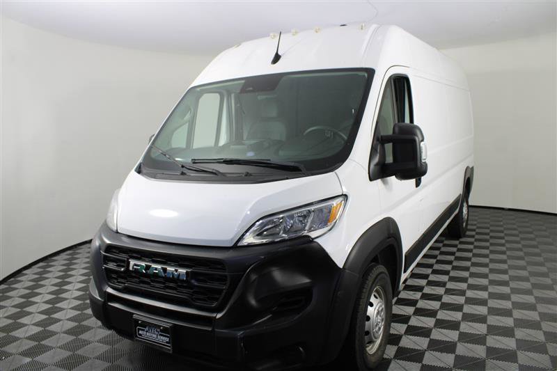 Vehicle image 2 of 56
