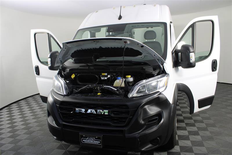 Vehicle image 3 of 56