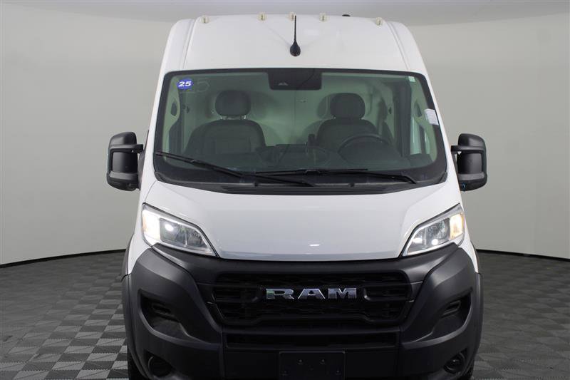 Vehicle image 3 of 20