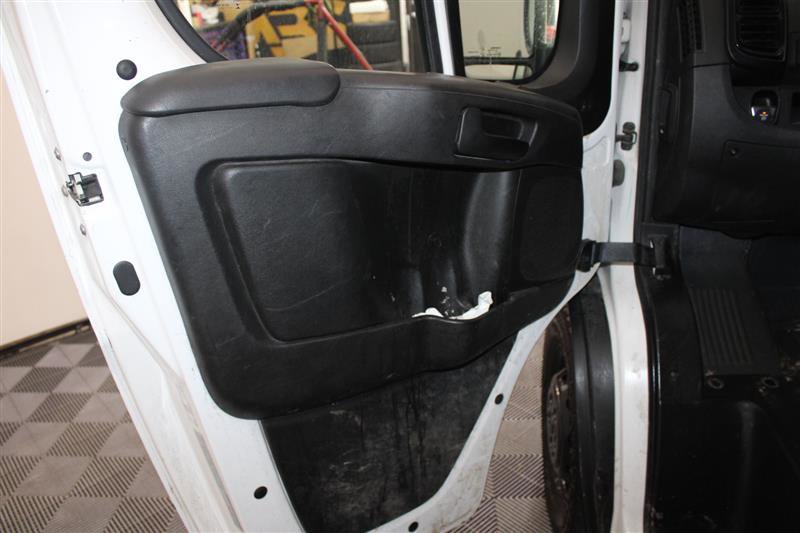 Vehicle image 11 of 20