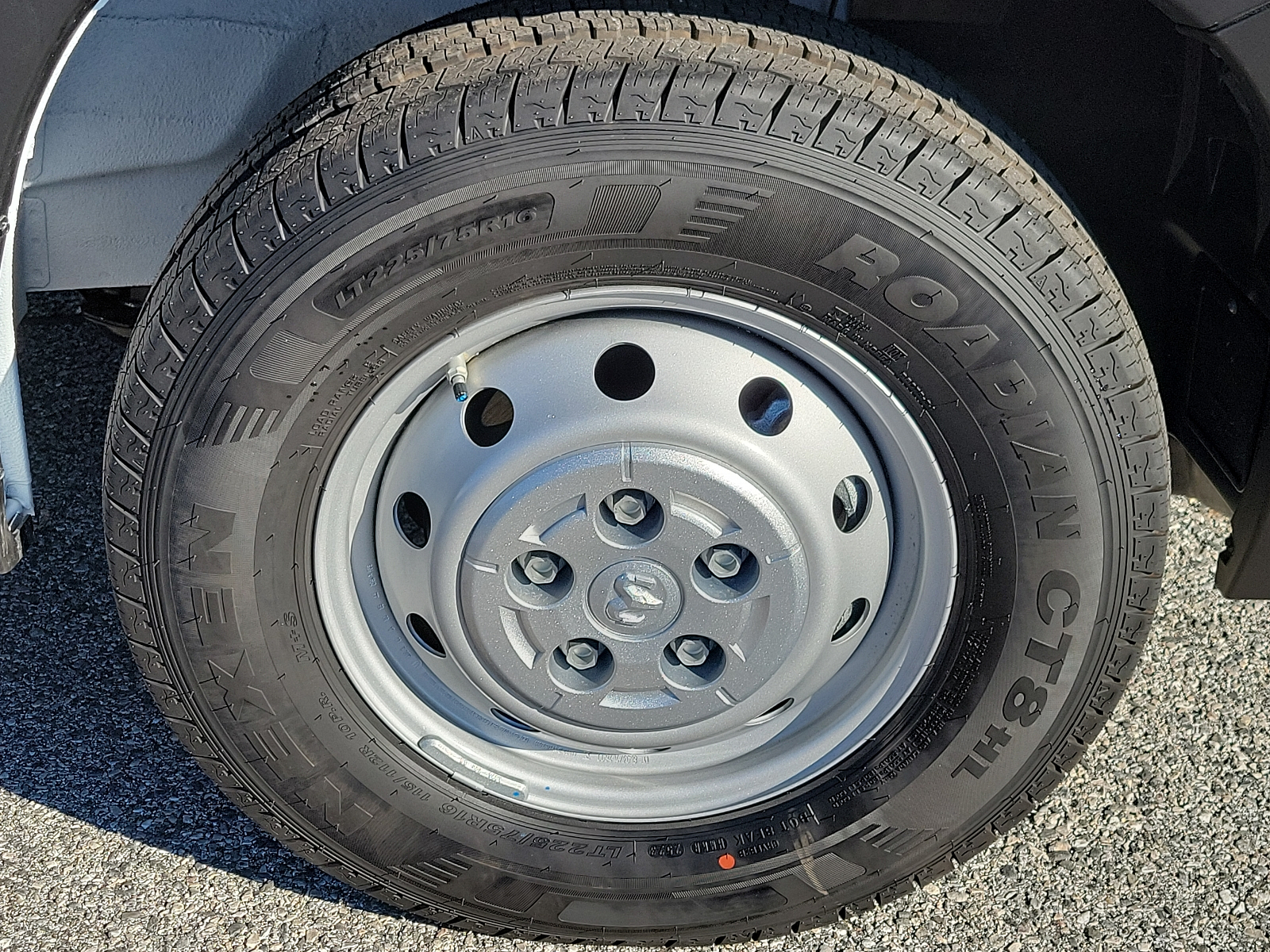 Vehicle image 18 of 20