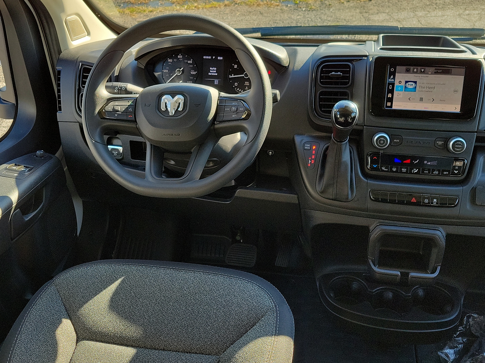 Vehicle image 9 of 20