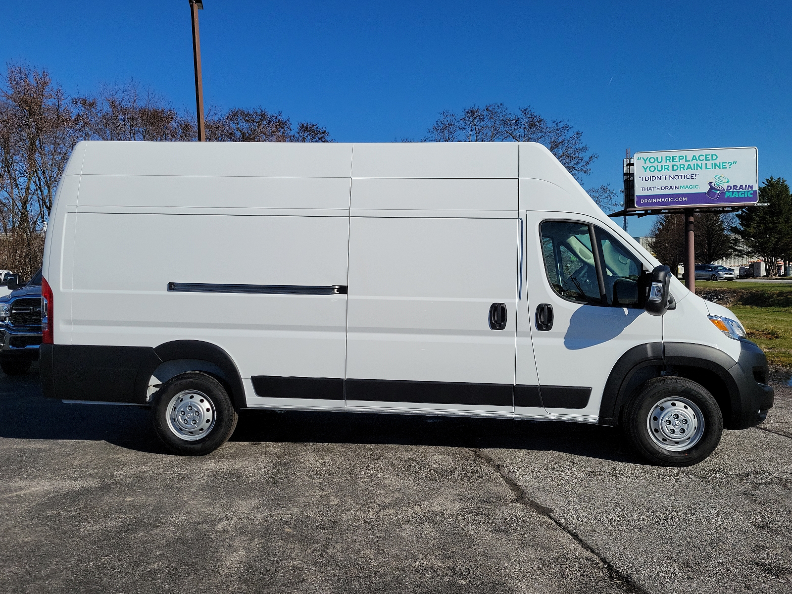 Vehicle image 4 of 20
