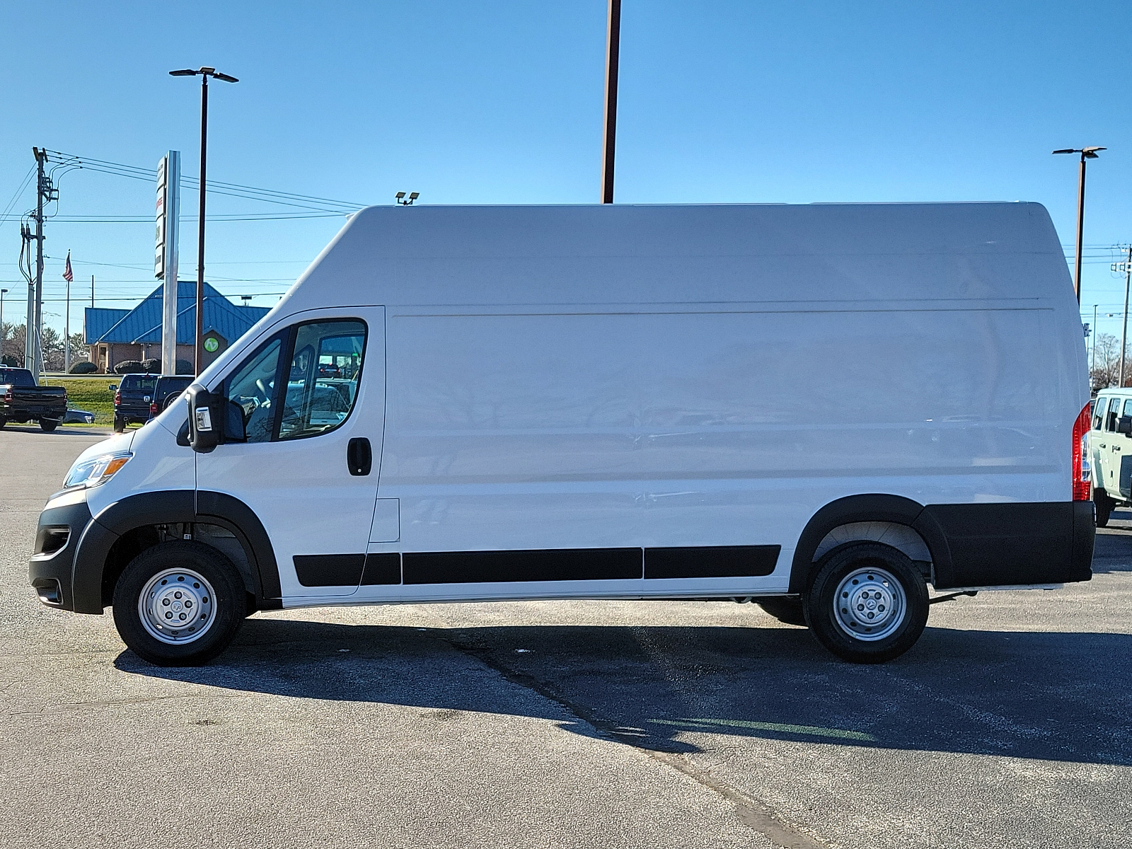 Vehicle image 5 of 20