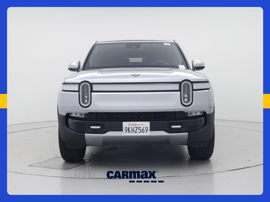 2023 Rivian R1S Adventure Image 2 of 21