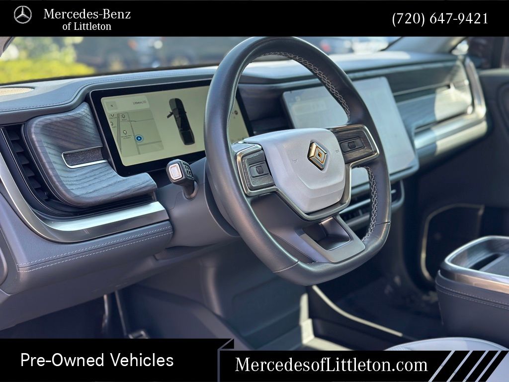 2023 Rivian R1T Adventure Image 7 of 31