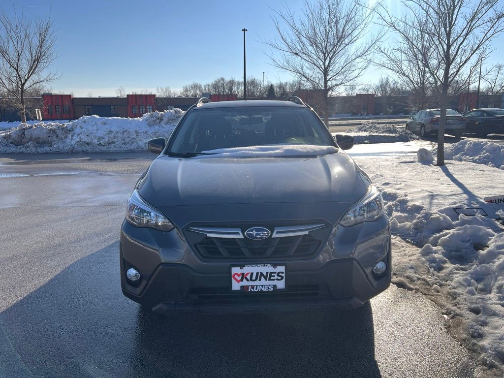 2023 Subaru Crosstrek Premium Image 2 of 25