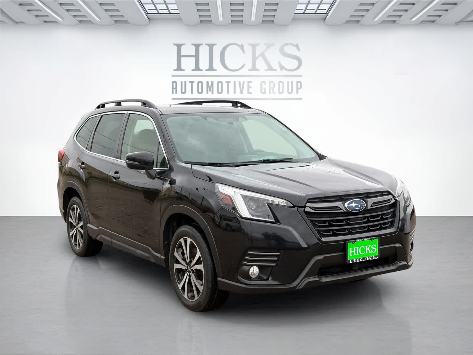 2023 Subaru Forester Limited Image 3 of 23