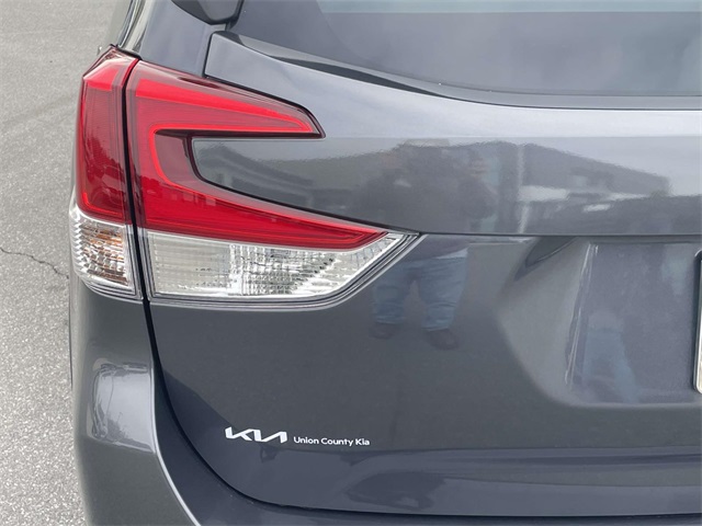 2023 Subaru Forester Premium Image 31 of 39