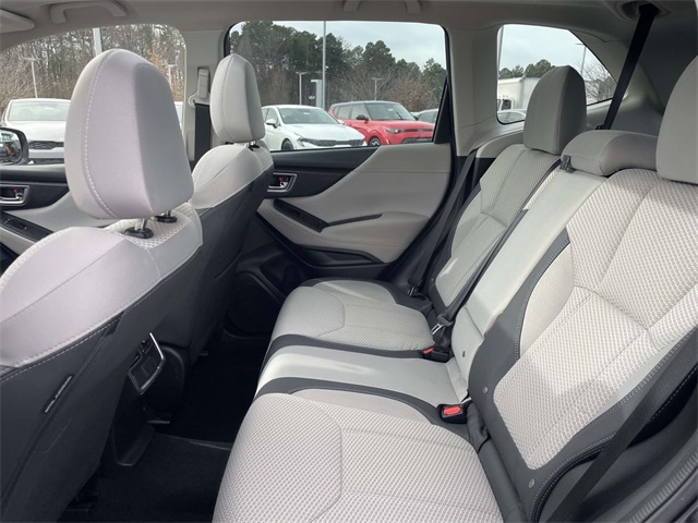 2023 Subaru Forester Premium Image 12 of 39