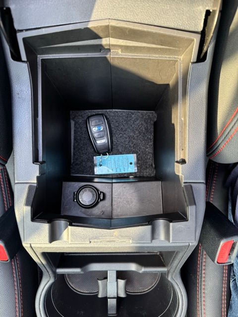 Vehicle image 35 of 49