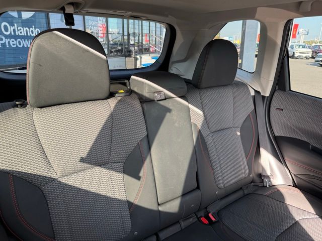 Vehicle image 47 of 49