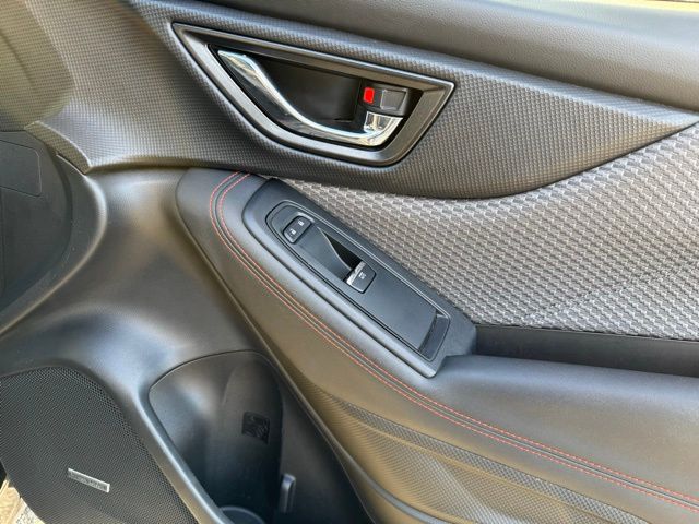 Vehicle image 45 of 49