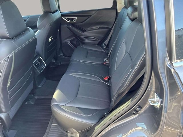 2023 Subaru Forester Touring Image 11 of 34