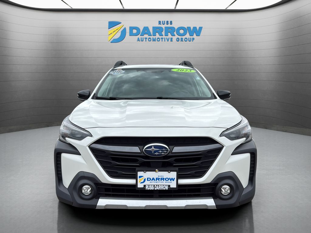 2023 Subaru Outback Limited Image 2 of 29