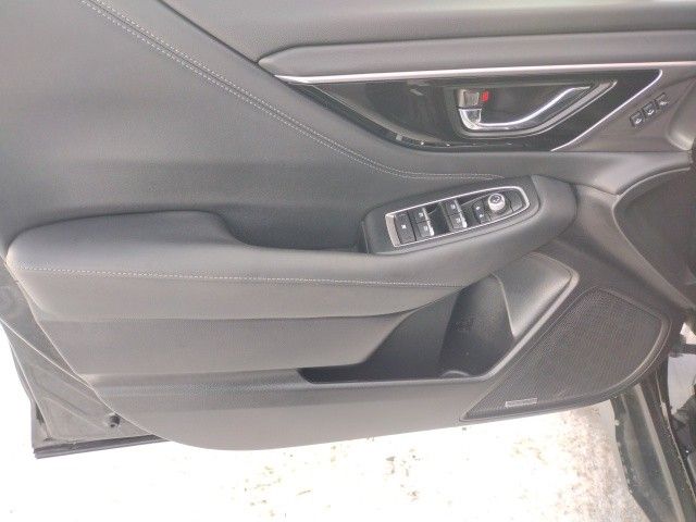 Vehicle image 11 of 42