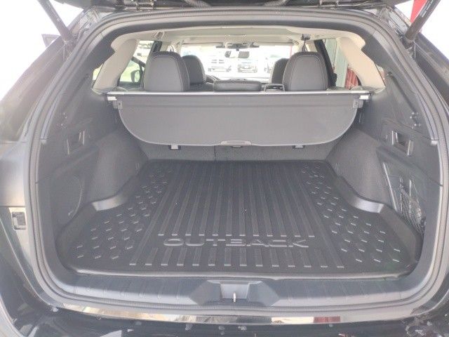 Vehicle image 25 of 42