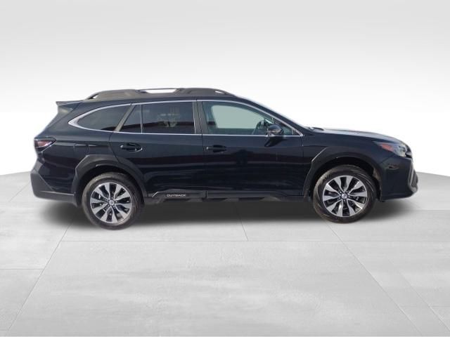 Vehicle image 4 of 42