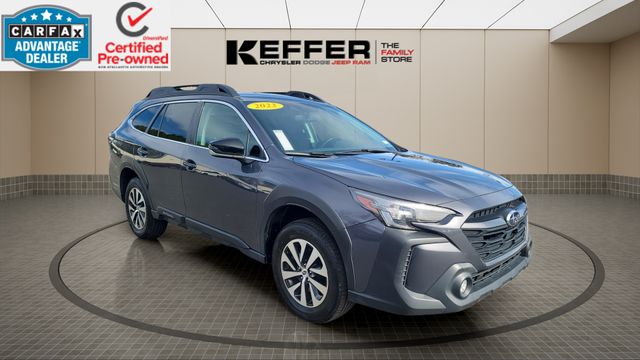 2023 Subaru Outback Premium Image 3 of 46