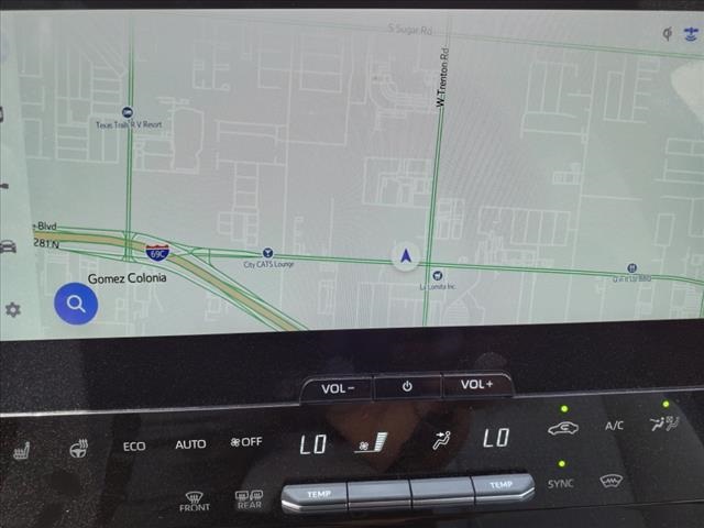 Vehicle image 14 of 20