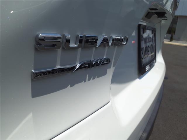 Vehicle image 10 of 20