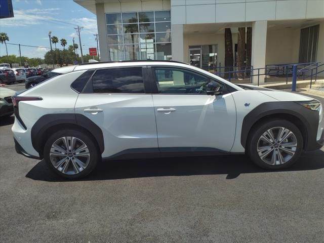 Vehicle image 4 of 20