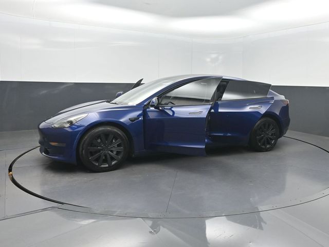 2023 Tesla Model 3 Base Image 2 of 40