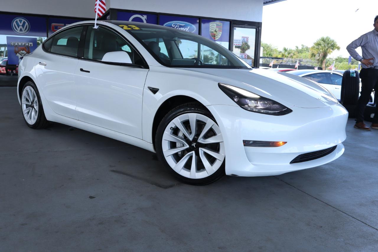 2023 Tesla Model 3 Base Image 3 of 38