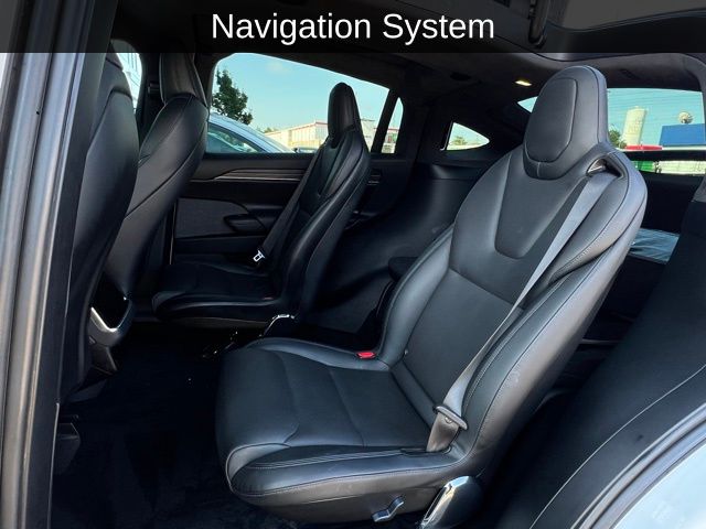 Vehicle image 13 of 31