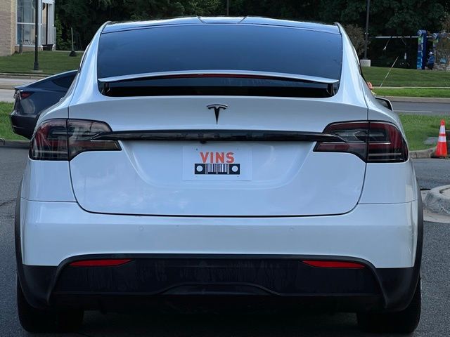 Vehicle image 6 of 31