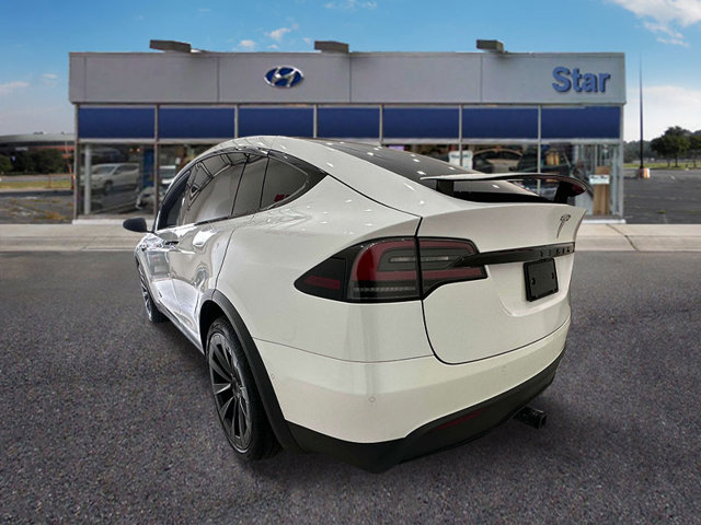 Vehicle image 4 of 38