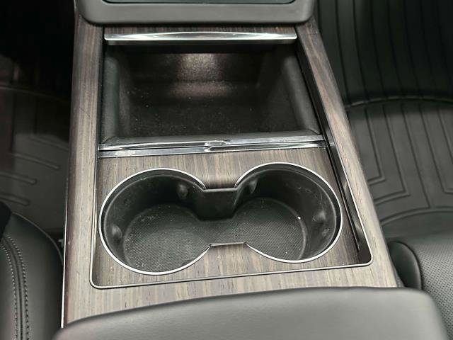Vehicle image 15 of 38