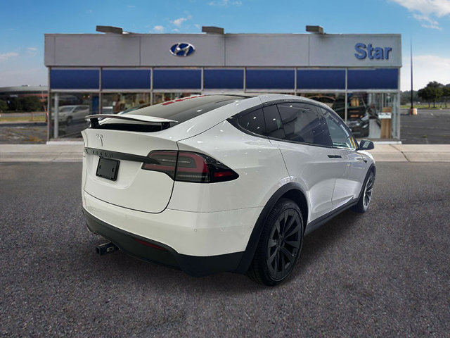 Vehicle image 3 of 38