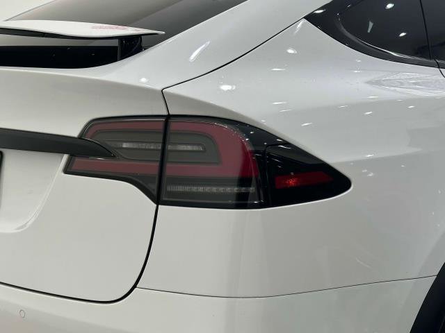 Vehicle image 27 of 38