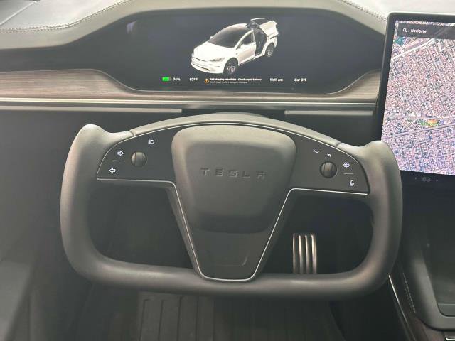 Vehicle image 8 of 38