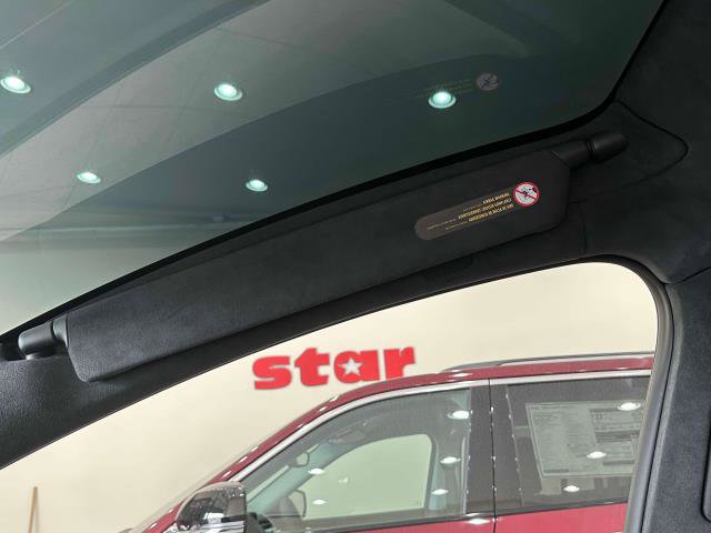 Vehicle image 36 of 38