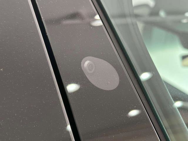 Vehicle image 26 of 38