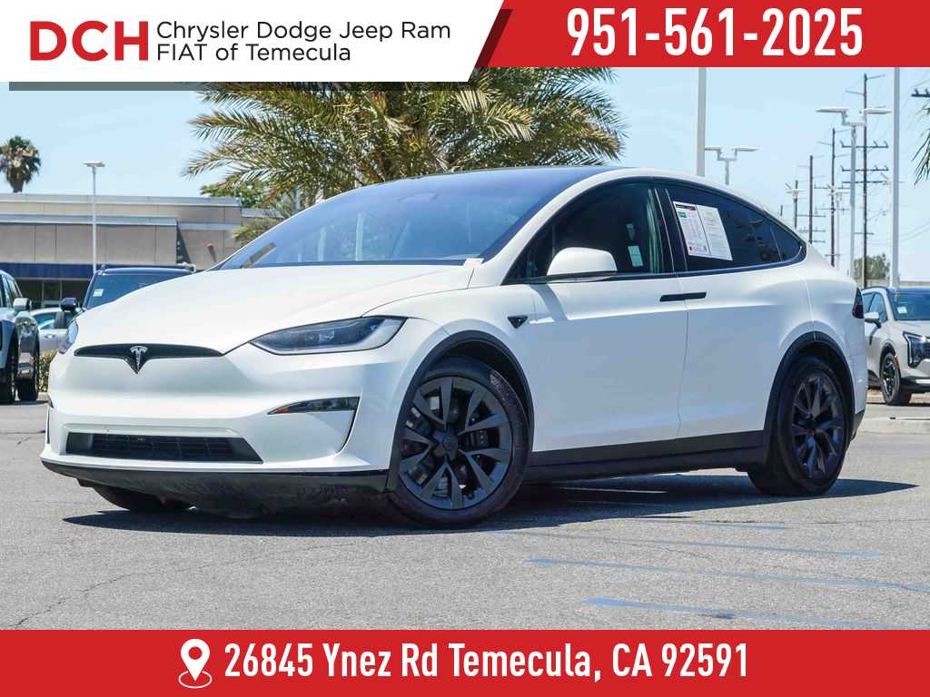 2023 Tesla Model X Base Image 1 of 31