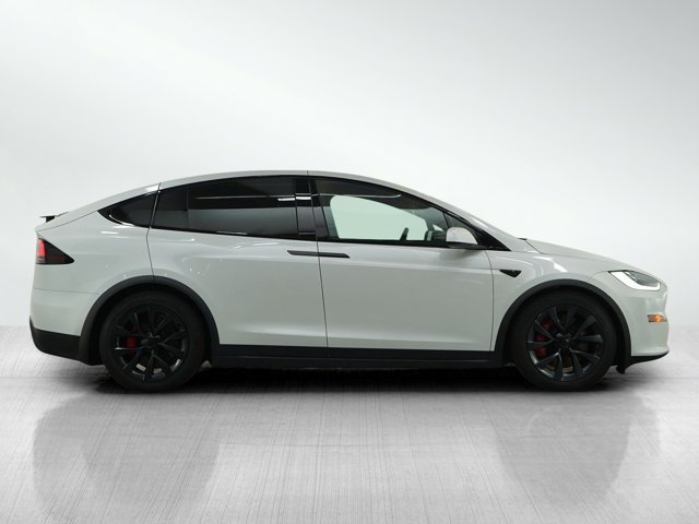 Vehicle image 4 of 34